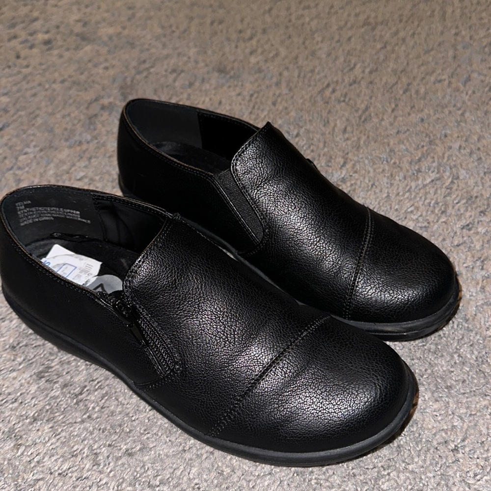 Flex step shoes